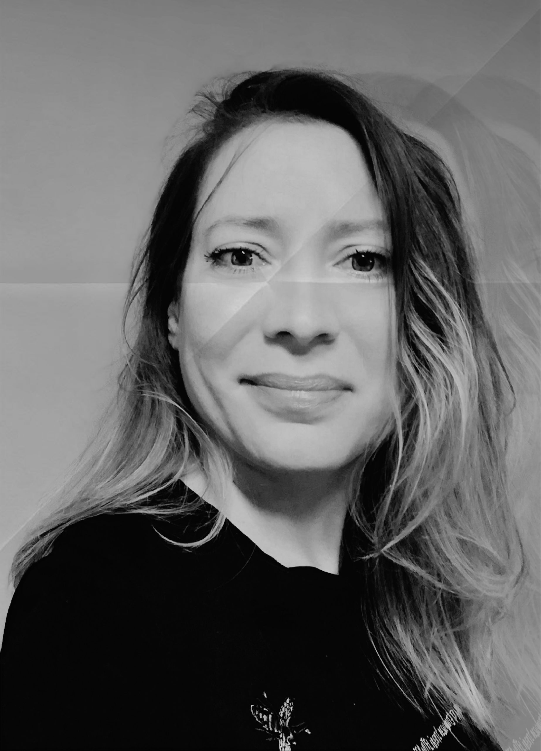 slušamTe, jer ti si OK, Mia Pavlić Cindrić, o meni, psiholog, specijalizant psihoterapije, psiholog, psiholog Zagreb, psihoterapija, online Psihoterapija, psihoterapija Zagreb, mentalno zdravlje, psihološko savjetovanje, psihološko savjetovanje Zagreb, online psihološko savjetovanje, emocionalna pismenost